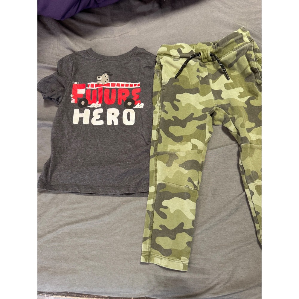 Old Navy Baby Gap Toddler Boys 3T Future Hero Shirt Camo Jogger Pants Set